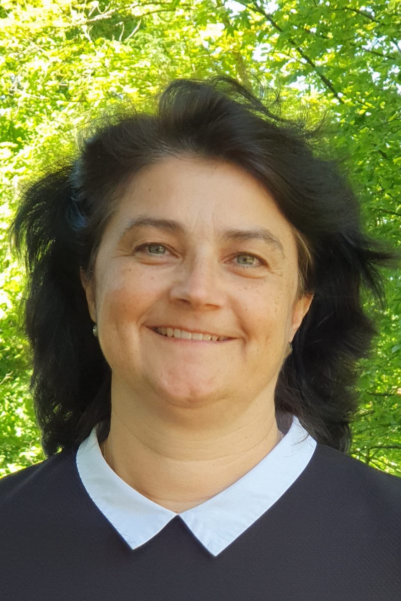 Marion Baierl, Biologie an der Maria-Ward-Realschule Neuburg